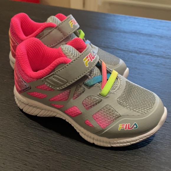 Súperdstride 2 Strap | Fila | Size 6 | Toddler | New - Picture 3 of 5